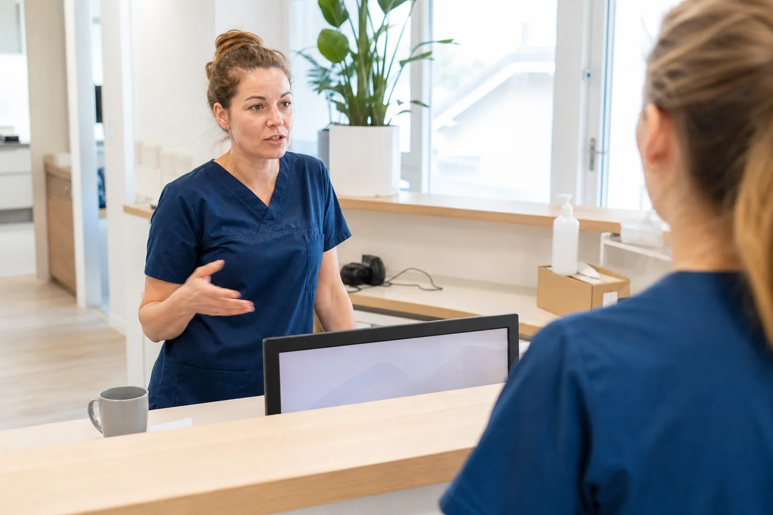 Praxismanagement bei der Arbeit